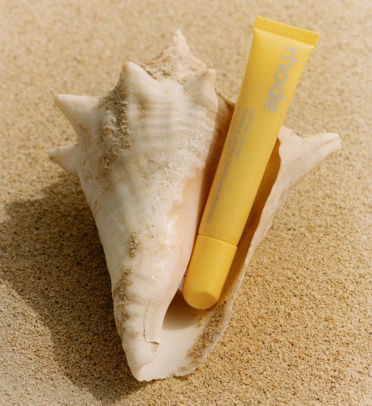 Rhode Peptide Lip Tint : Lemontini