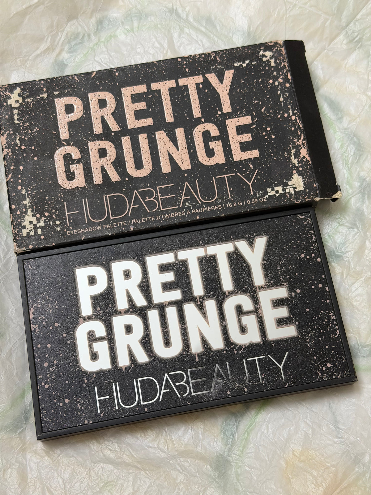 Huda Beauty Pretty Grunge Palette