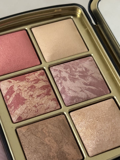 Hourglass Ambient Lighting Edit Unlocked Palette – Horse Edition