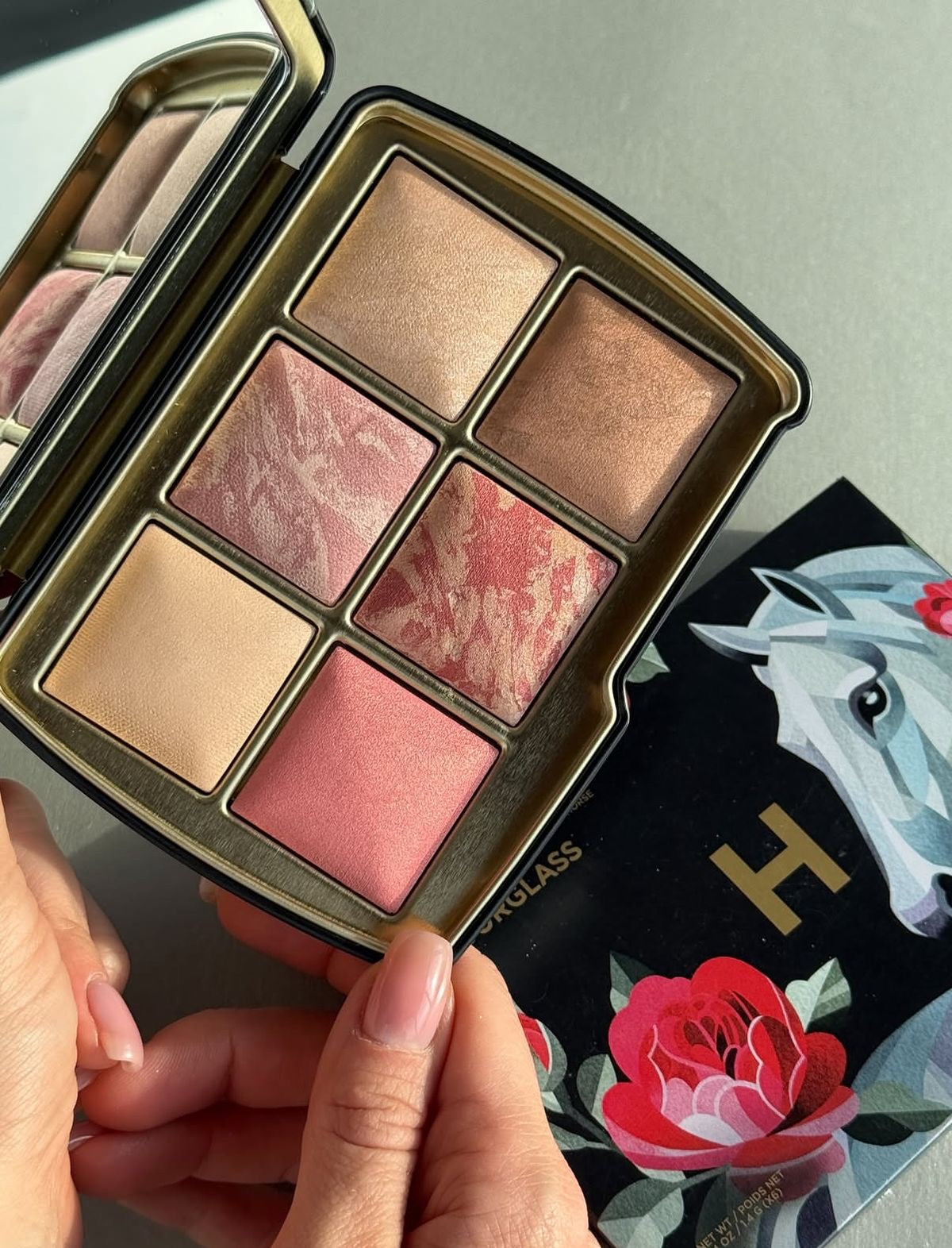 Hourglass Ambient Lighting Edit Unlocked Palette – Horse Edition