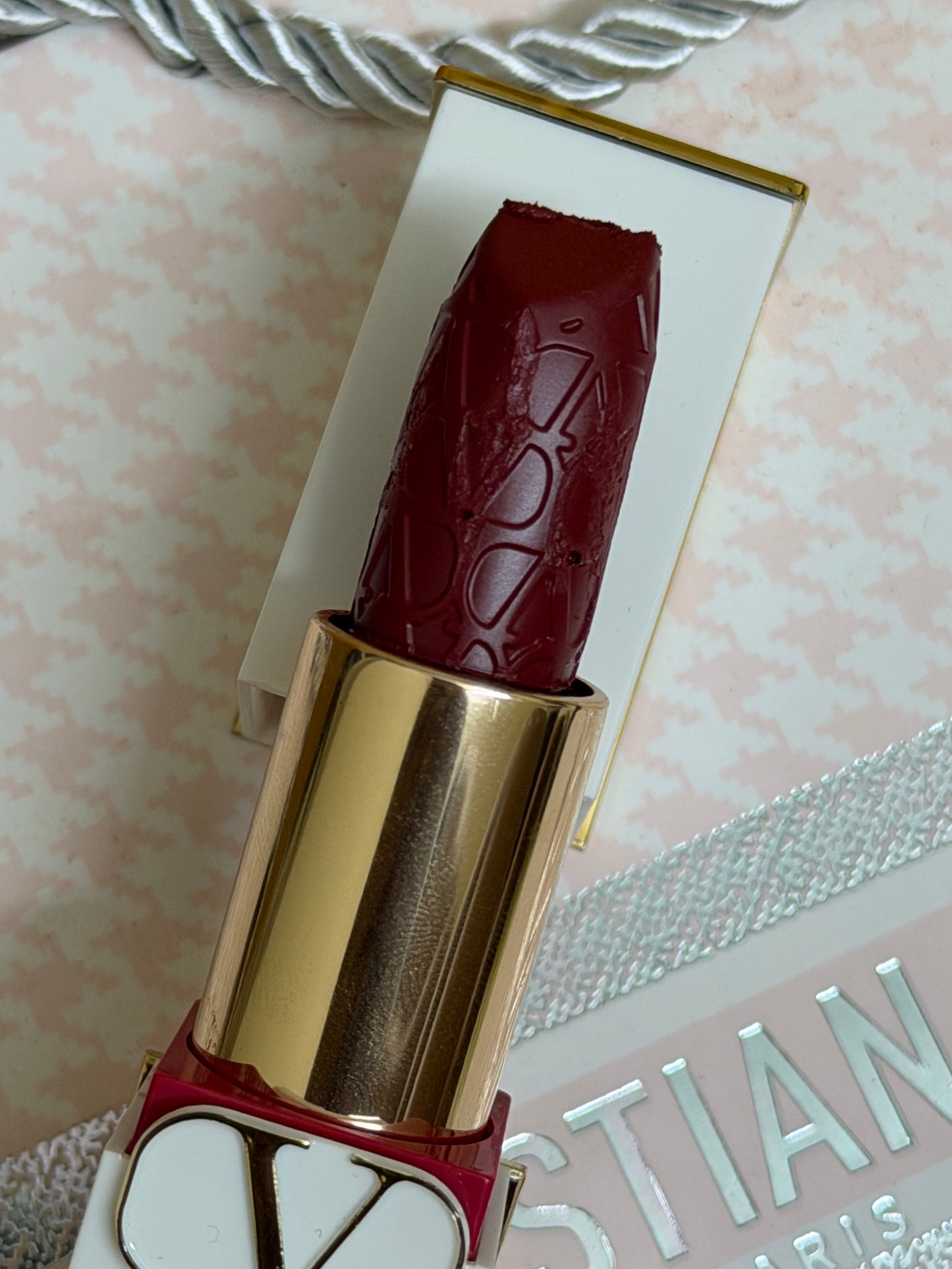 Valentino Lipstick - Undressed Velvet