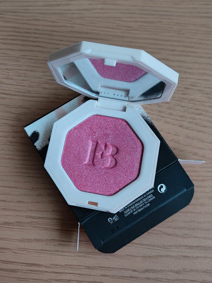 Fenty Beauty Killawatt Freestyle Highlighter